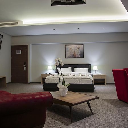 Hotel City Inegoel Zewnętrze zdjęcie
